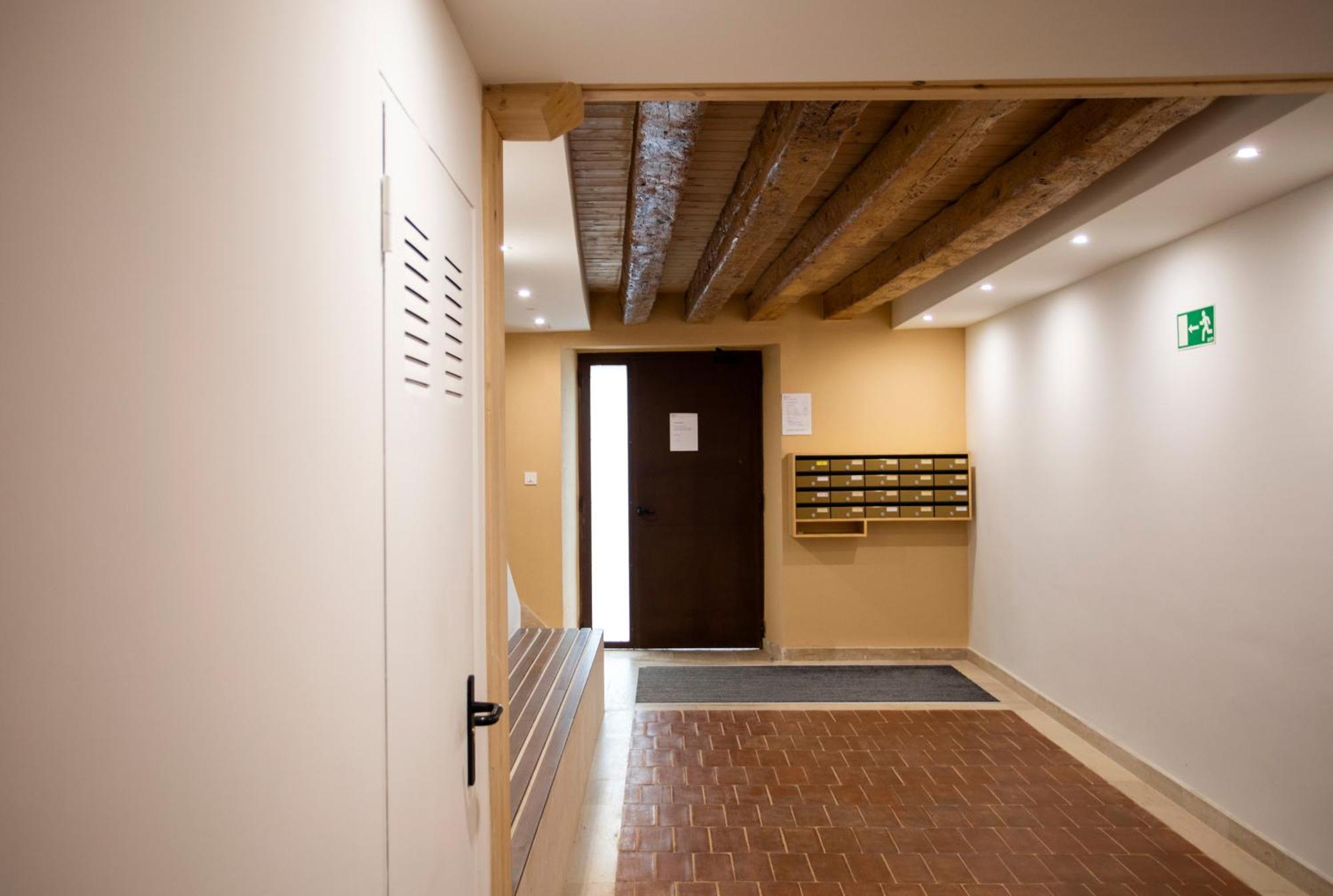 El Capricho De Claudia_ Apartamentos Burgos Catedral Zewnętrze zdjęcie
