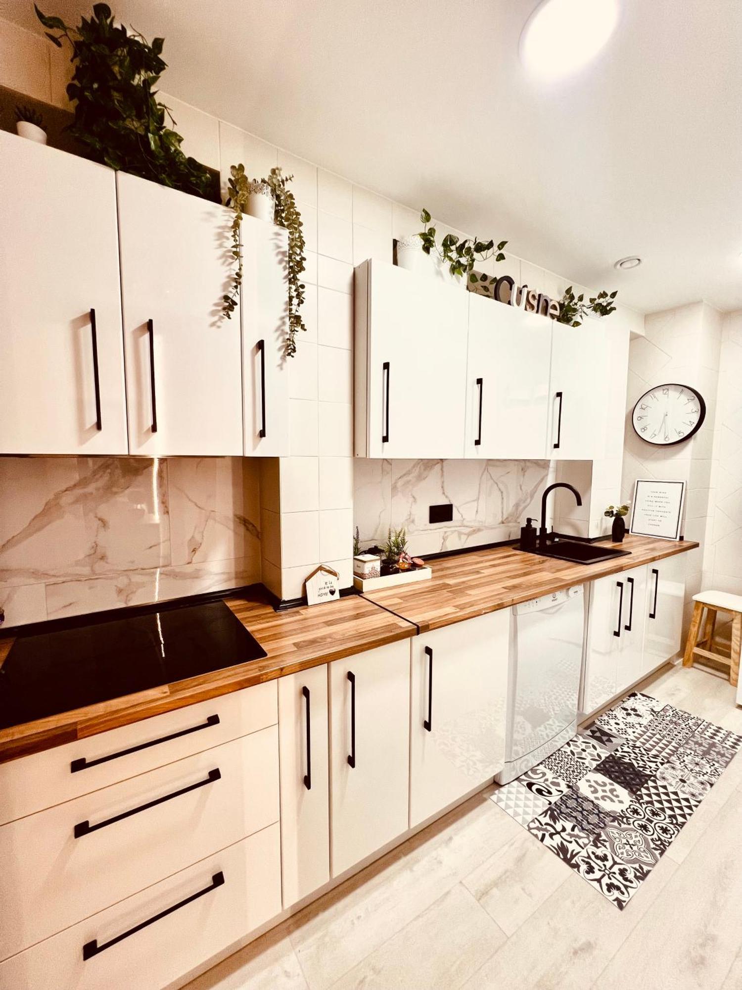 El Capricho De Claudia_ Apartamentos Burgos Catedral Zewnętrze zdjęcie
