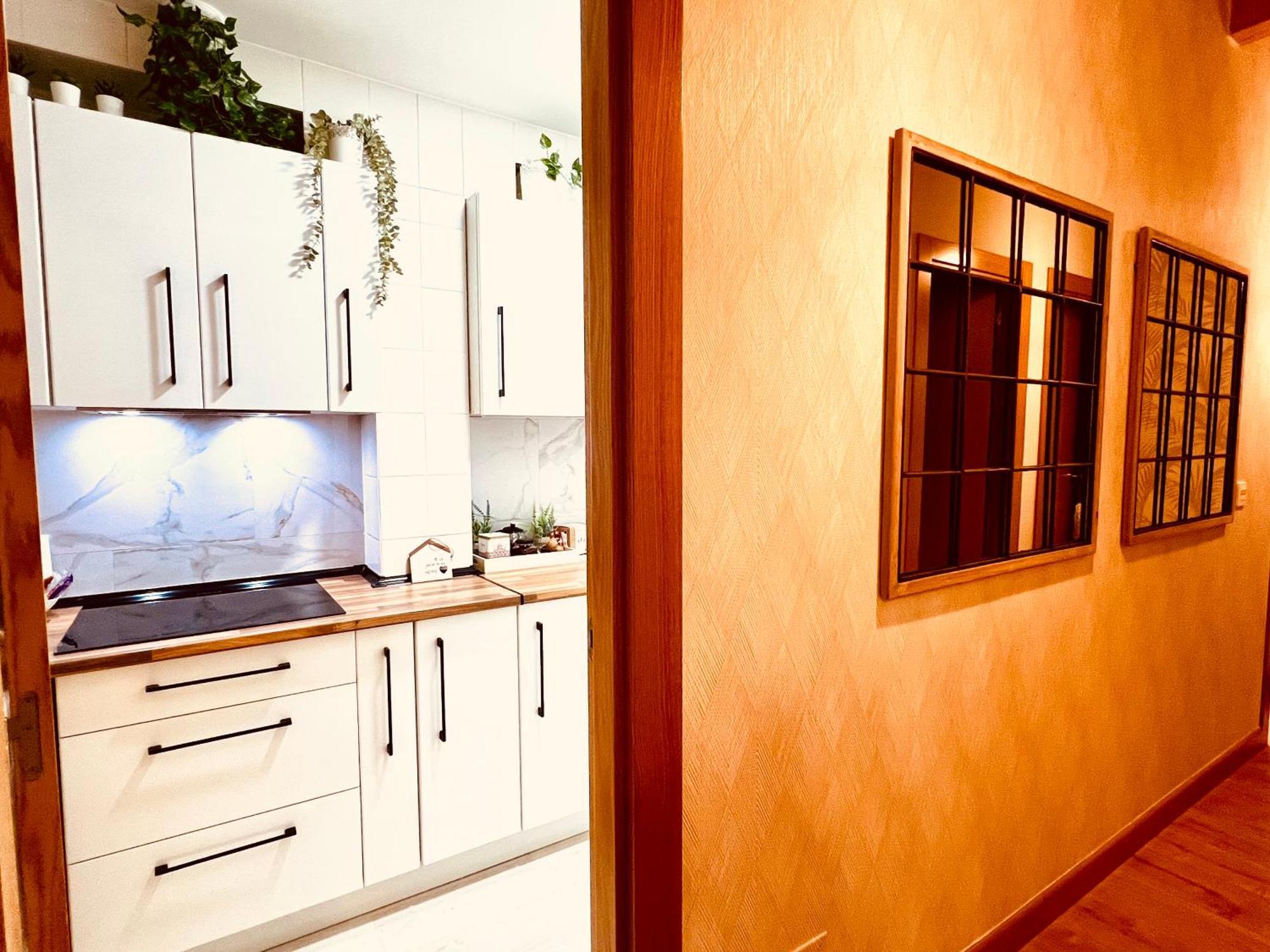 El Capricho De Claudia_ Apartamentos Burgos Catedral Zewnętrze zdjęcie