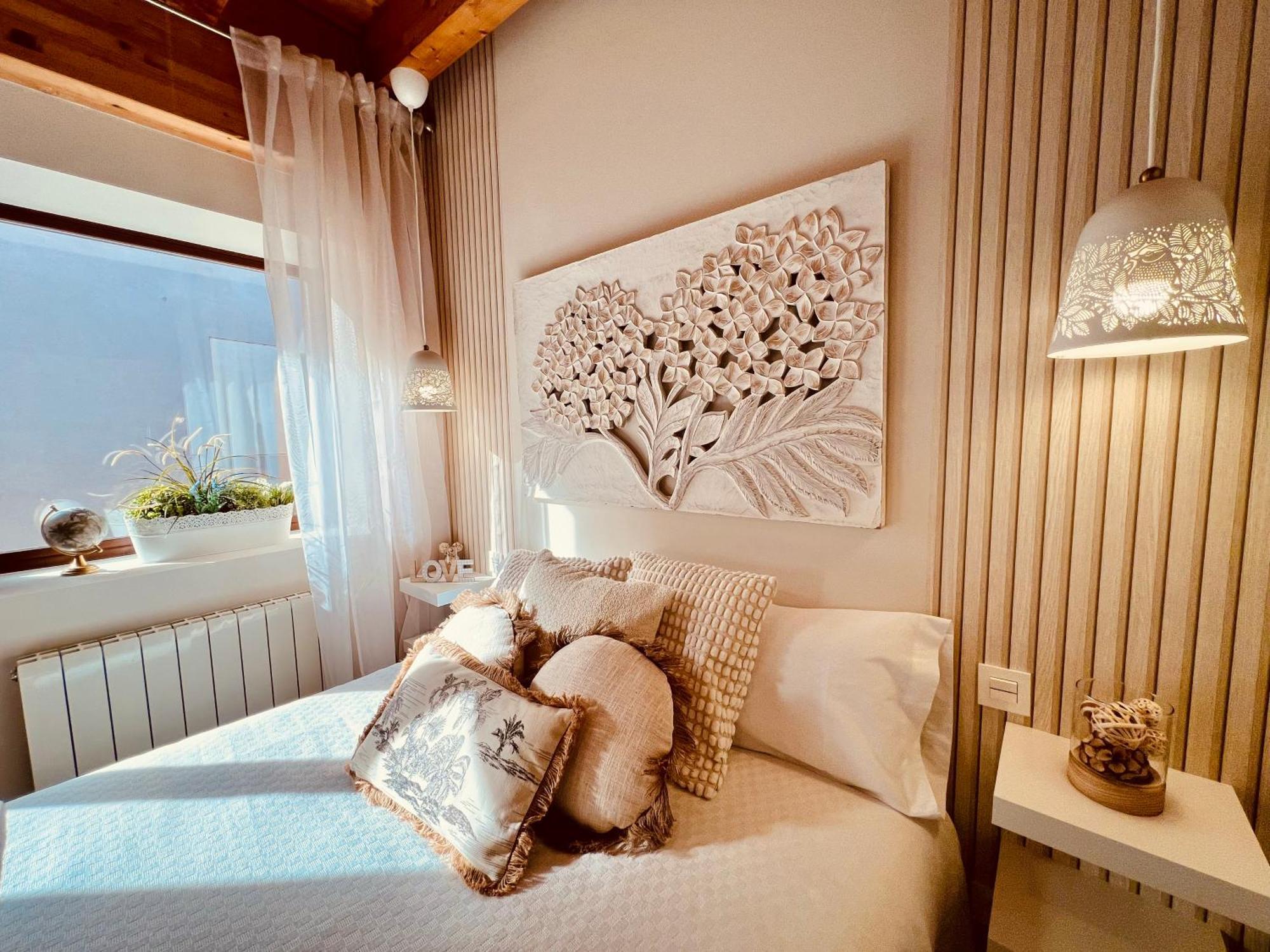 El Capricho De Claudia_ Apartamentos Burgos Catedral Zewnętrze zdjęcie